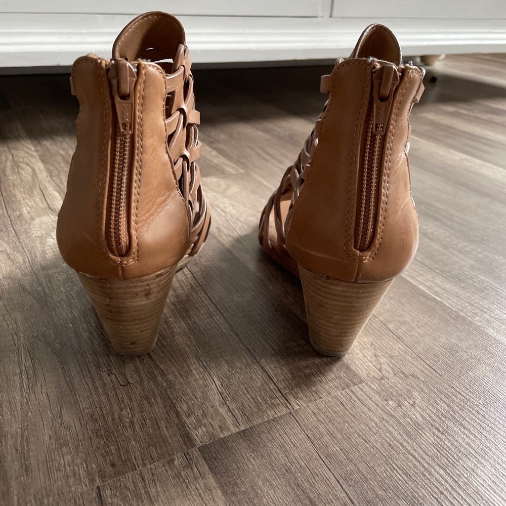 Wedges - Picture 5 of 6